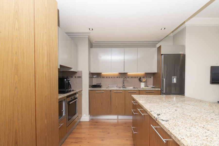 1 Bedroom Property for Sale in Green Point Western Cape